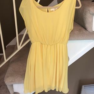 Yellow dress